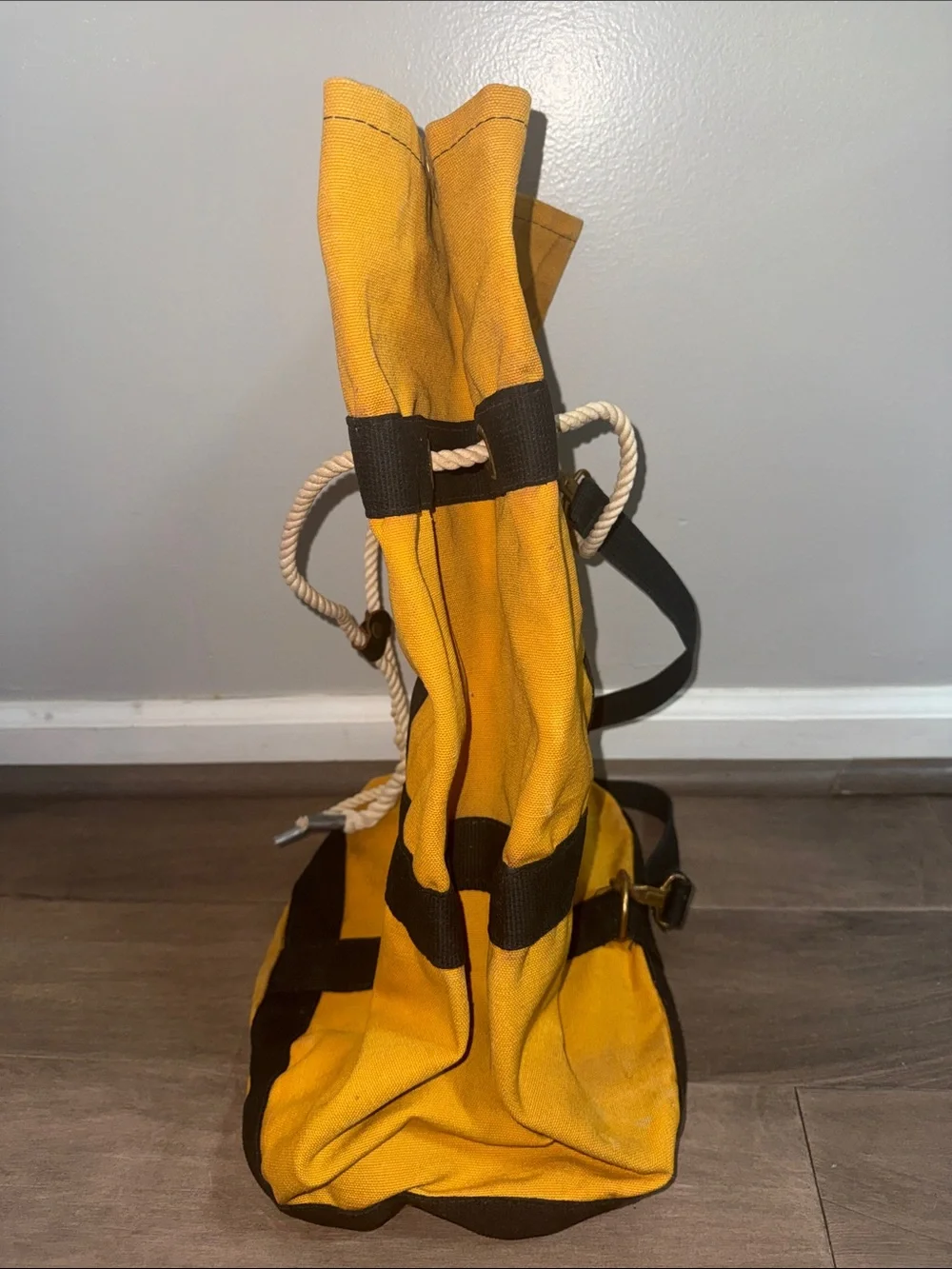 Vintage Boyt Harness Company Canvas Anchor Duffle Bag – Made in Iowa Falls, Iowa - Picture 7 of 12